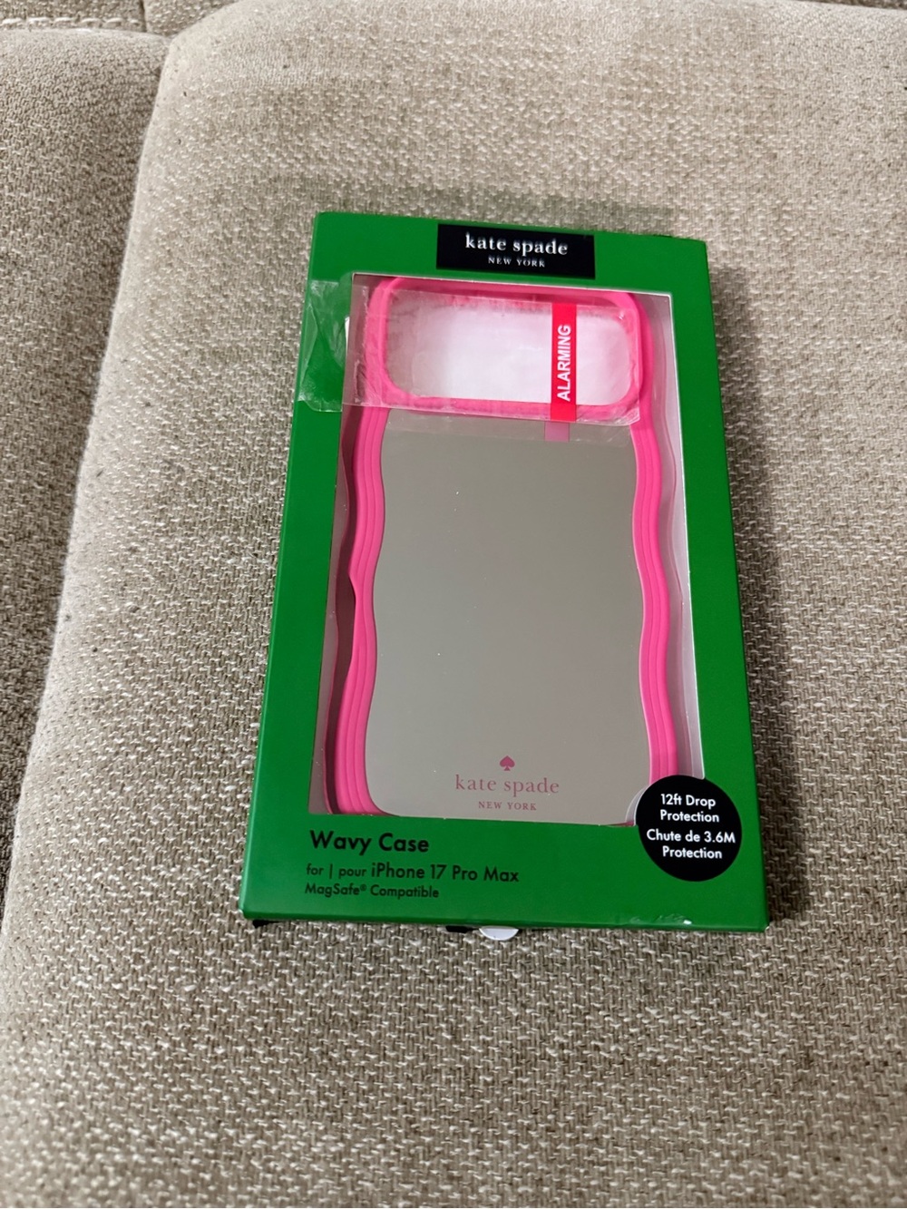 kate spade Pink Wavy iPhone case 17 Pro Max